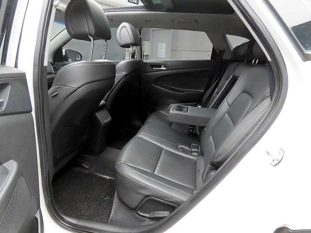 HYUNDAI Tucson - Vista 6