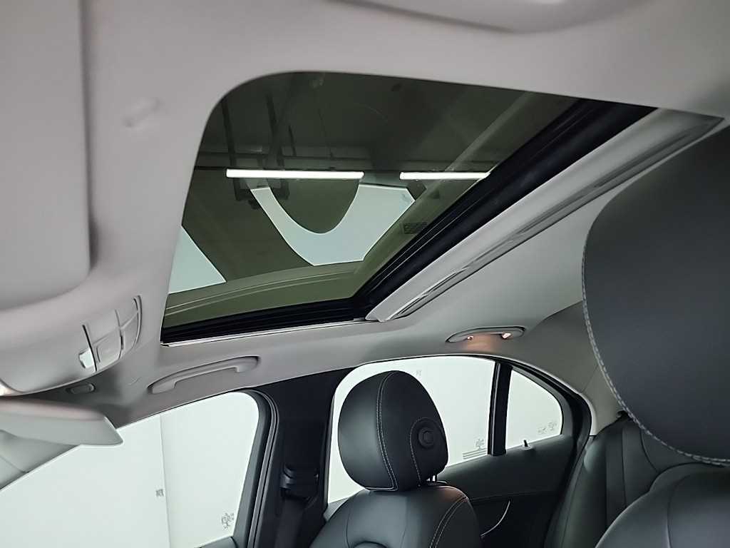 Mercedes Benz C Class 2019 Blanco - Importación desde Corea - HF Imports Iquique - Foto 14