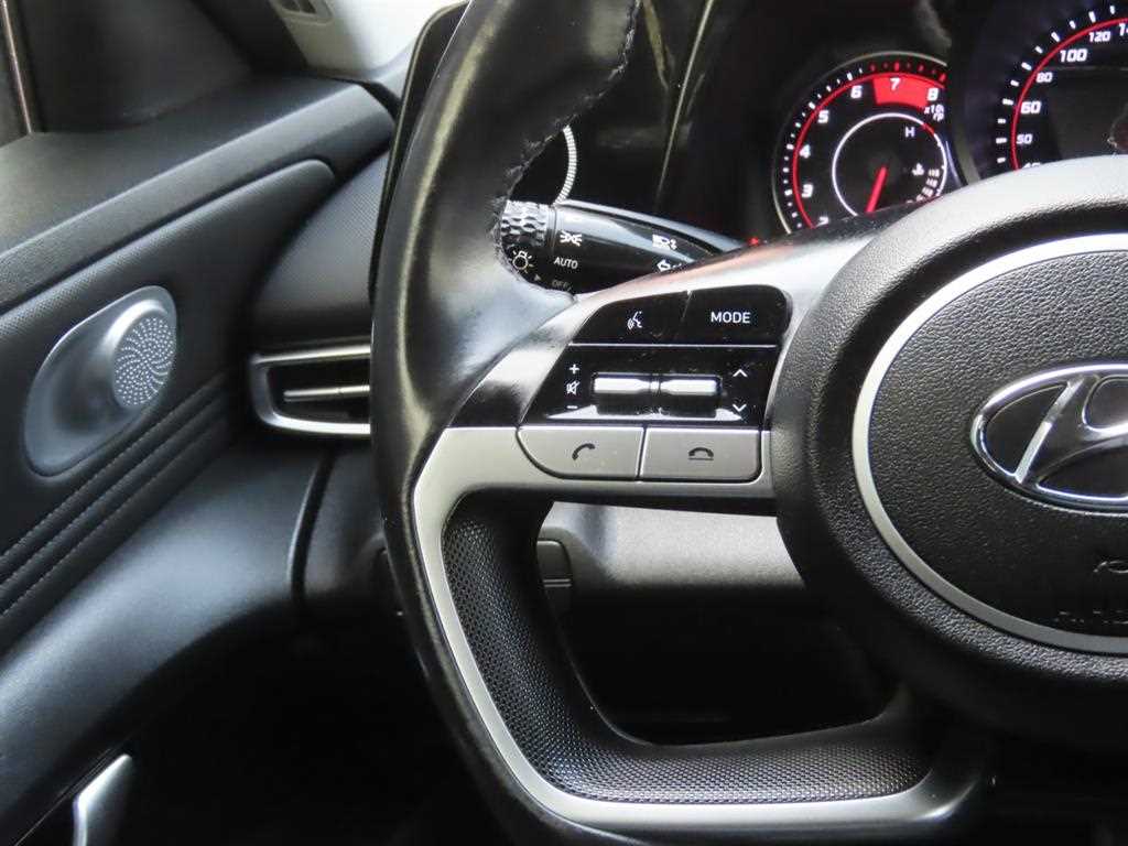 HYUNDAI Avante - Vista 11