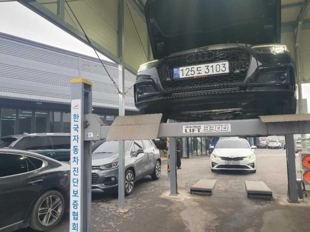 Audi A5 2019 Negro - Importación desde Corea - HF Imports Iquique - Foto 1