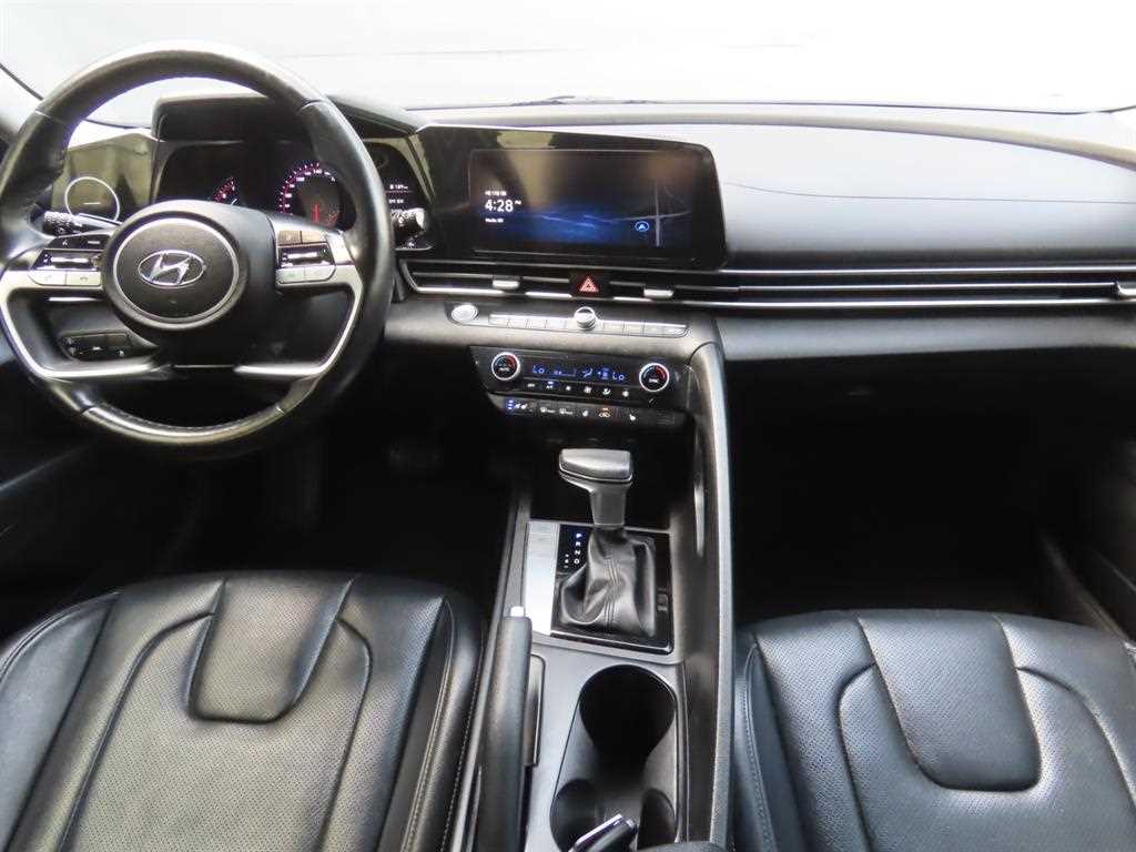 HYUNDAI Avante - Vista 8