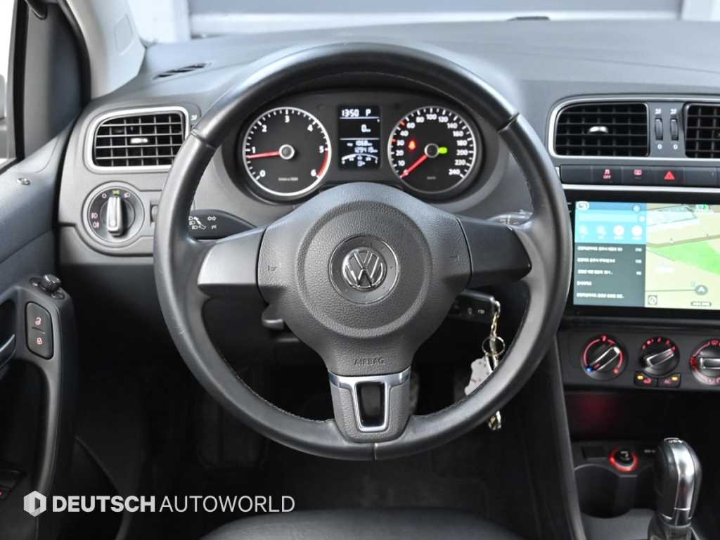 Volkswagen polo 2014 Plateado - Importación desde Corea - HF Imports Iquique - Foto 13