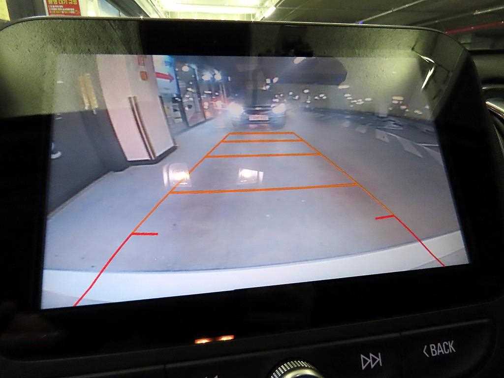 Chevrolet Malibu 2017 Blanco - Importación desde Corea - HF Imports Iquique - Foto 16