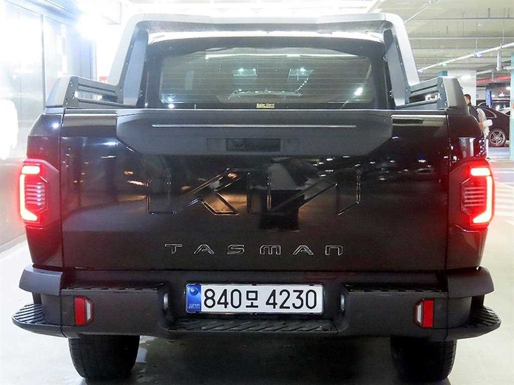 KIA Tasman - Vista 5