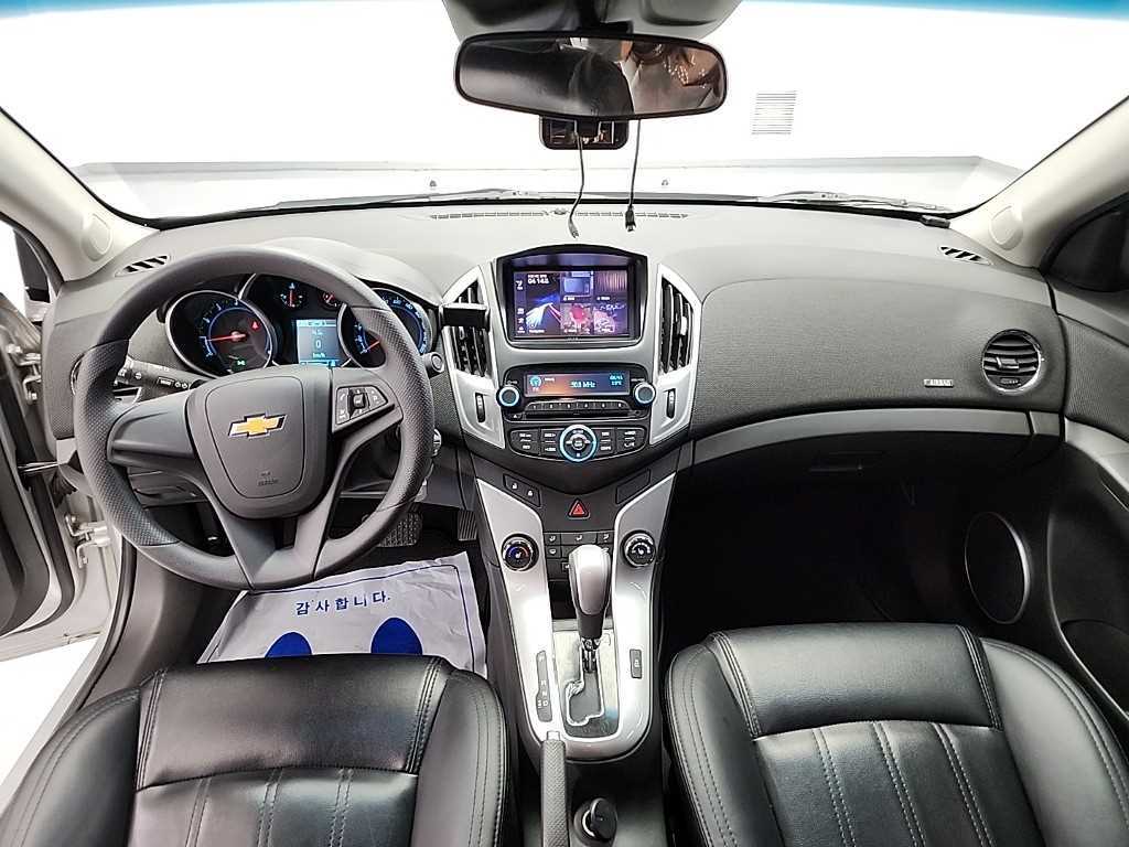 Chevrolet Cruise - Vista 7