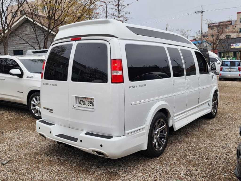 Chevrolet Express van - Vista 6