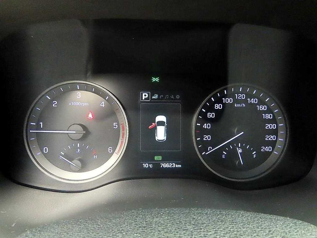 HYUNDAI Tucson - Vista 8