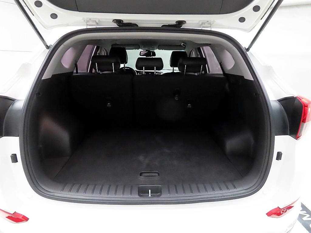 HYUNDAI Tucson 2016 Blanco - Importación desde Corea - HF Imports Iquique - Foto 18