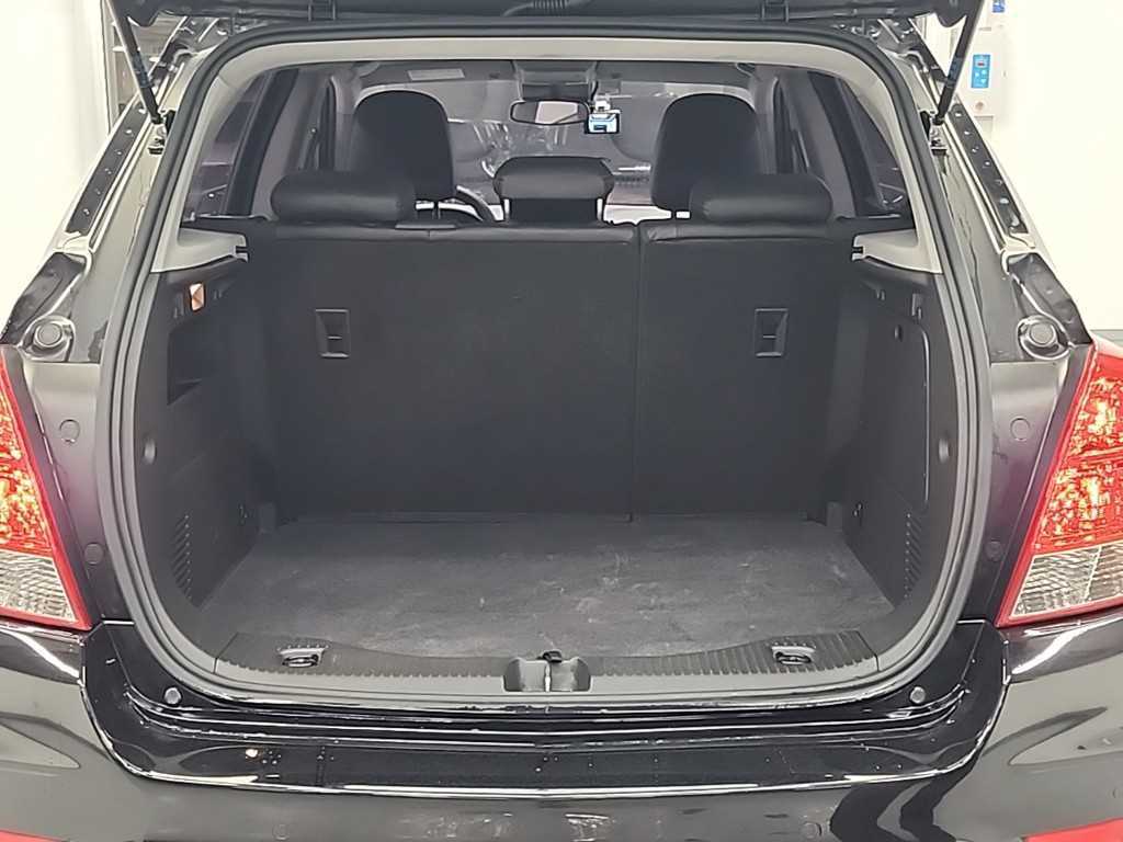 Chevrolet Trax 2019 Negro - Importación desde Corea - HF Imports Iquique - Foto 17