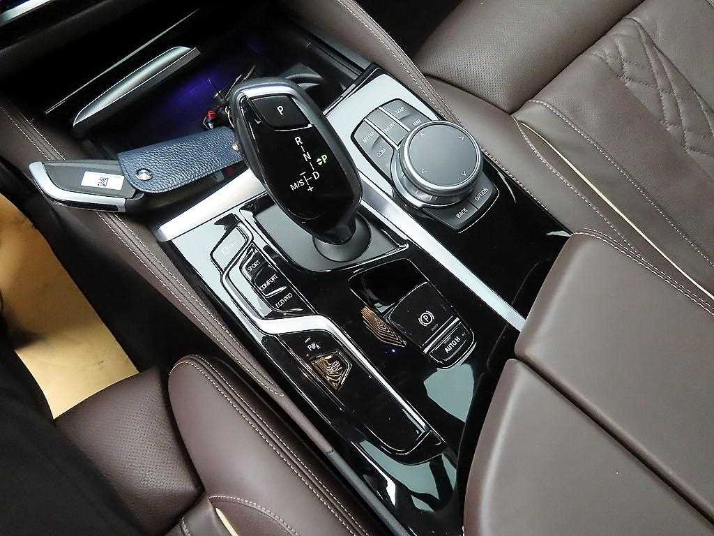 BMW 5 Series - Vista 10