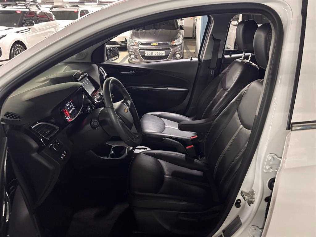 Chevrolet Spark 2022 Blanco - Importación desde Corea - HF Imports Iquique - Foto 15