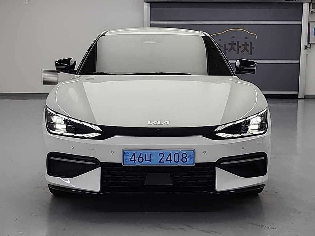 KIA EV6 2022 Blanco - Importación desde Corea - HF Imports Iquique - Foto 1
