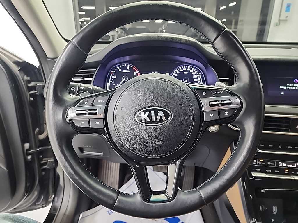 KIA K7 - Vista 9
