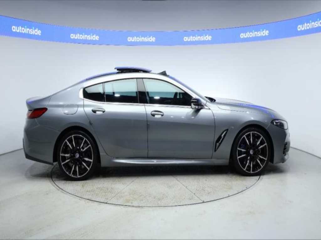 BMW 8 Series - Vista 3