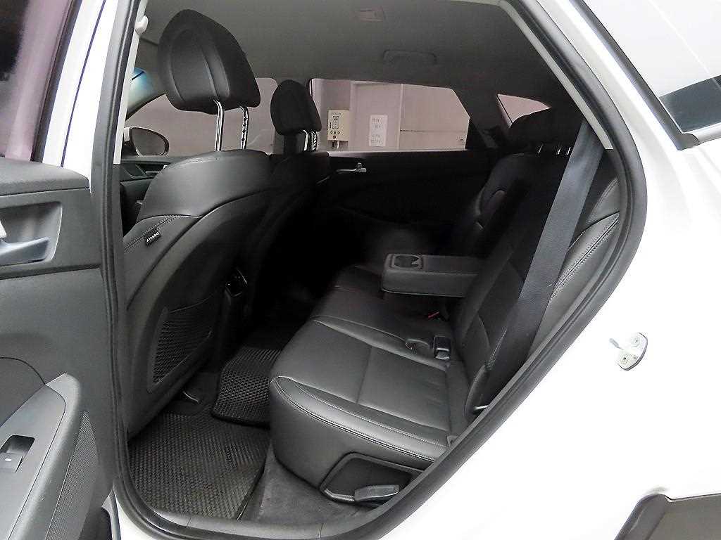 HYUNDAI Tucson - Vista 6