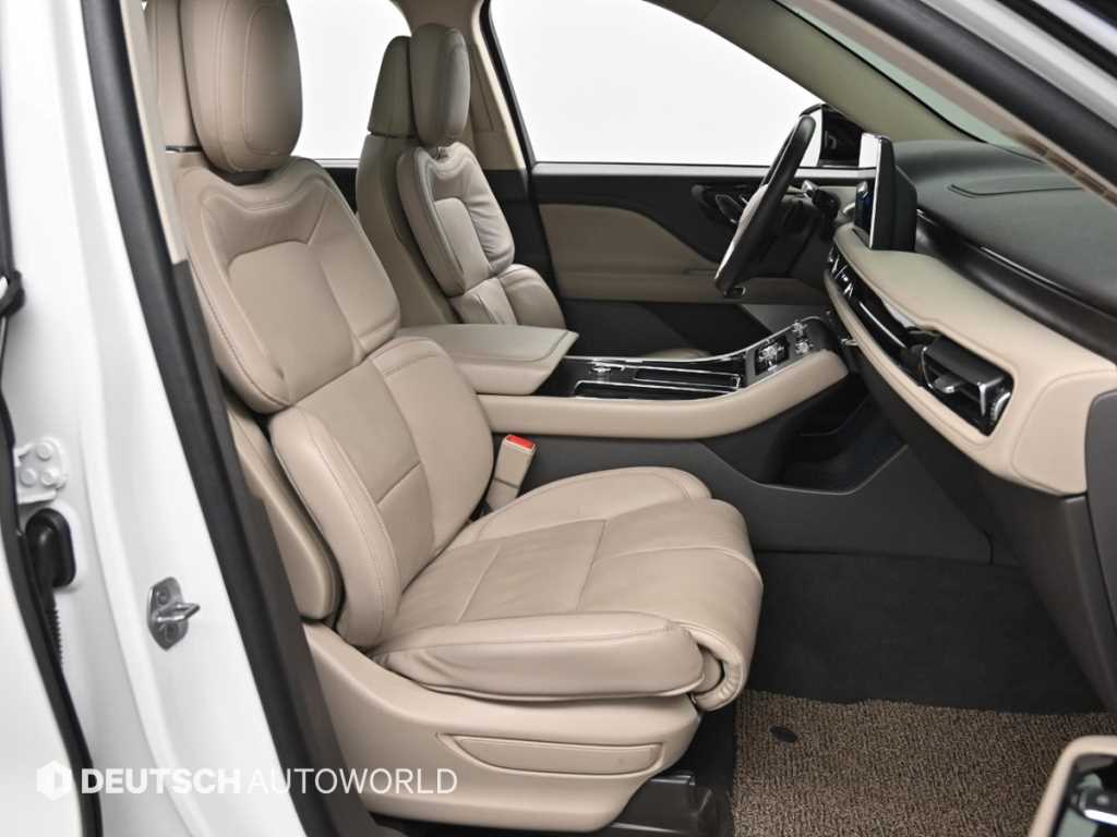 Lincoln Aviator - Vista 10