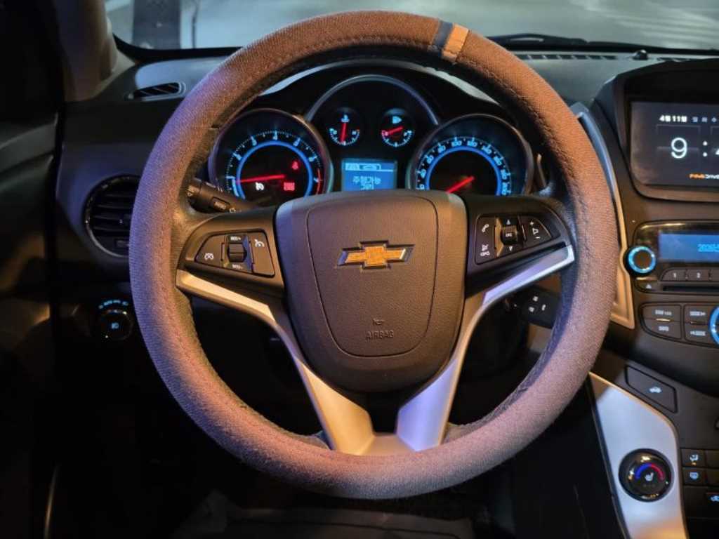 Chevrolet Cruise - Vista 11