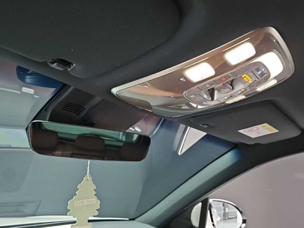 Genesis GV70 2021 Blanco - Importación desde Corea - HF Imports Iquique - Foto 17