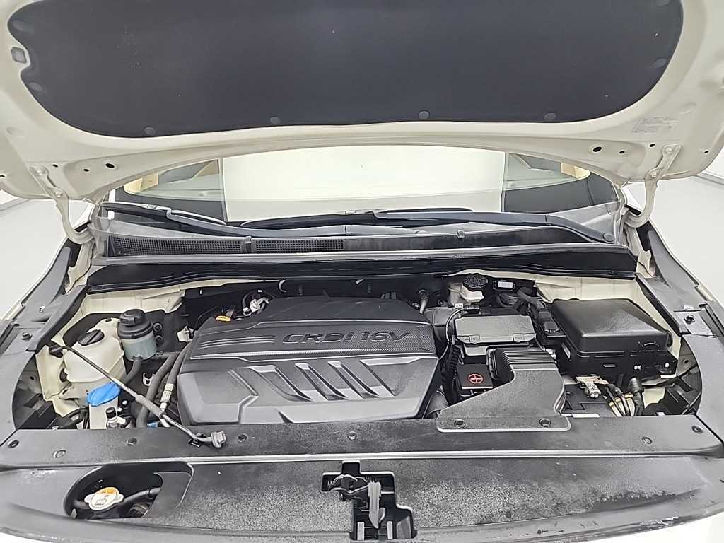 KIA Carnival - Vista 5