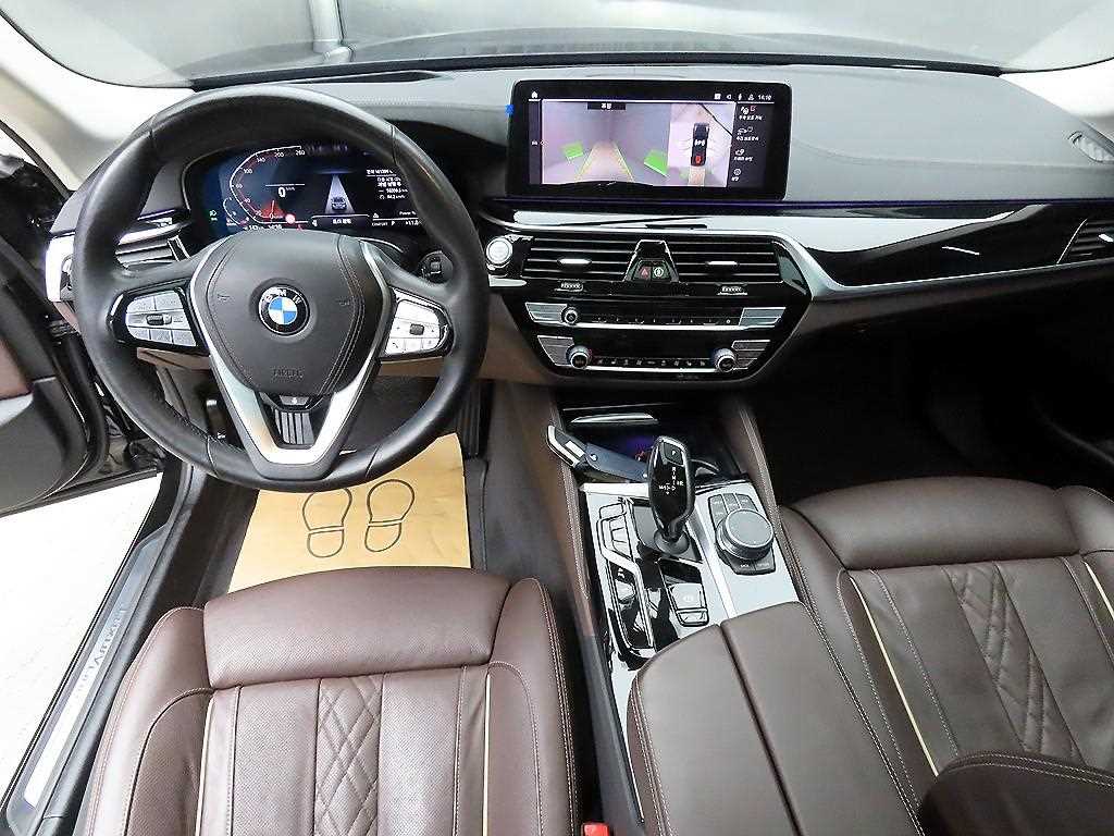 BMW 5 Series - Vista 7