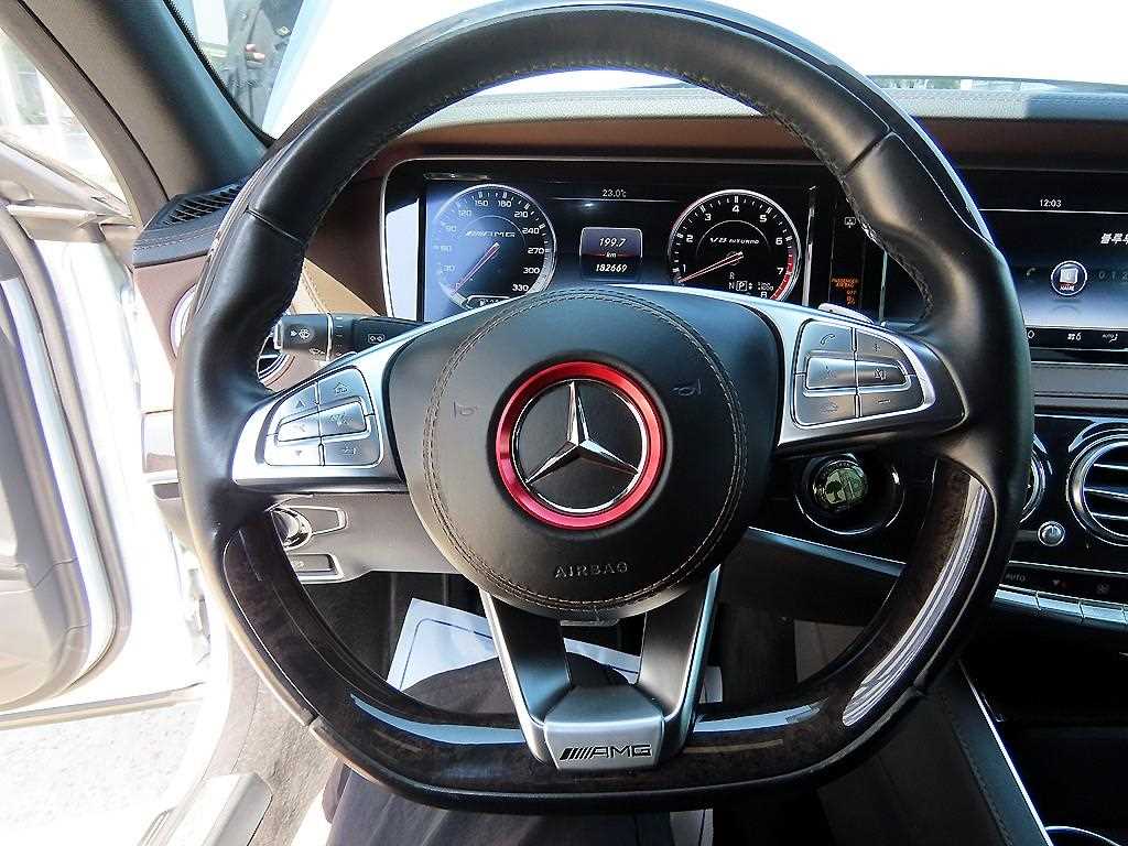 Mercedes Benz S Class - Vista 8