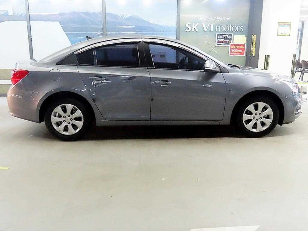 Chevrolet Cruise - Vista 3