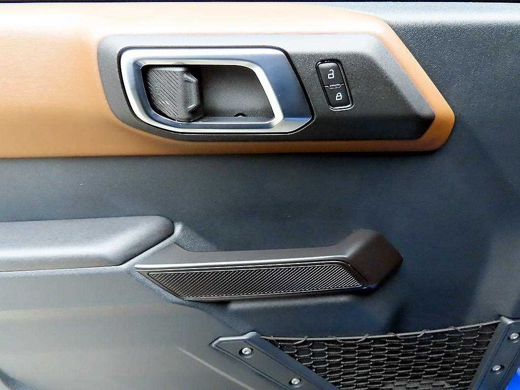 Ford Bronco - Vista 11
