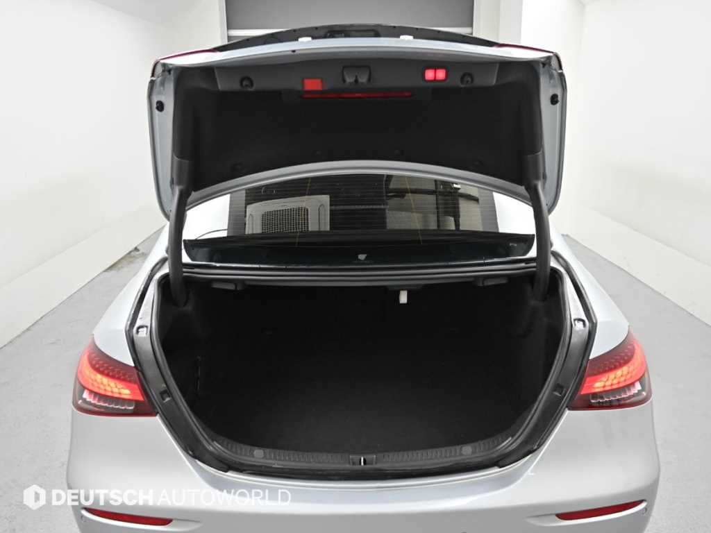 Mercedes Benz E class 2022 Gris - Importación desde Corea - HF Imports Iquique - Foto 19