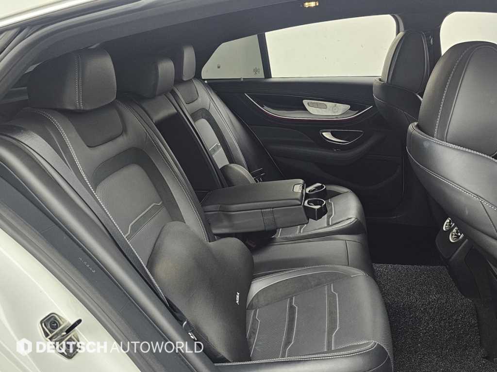 Mercedes Benz AMG GT - Vista 12