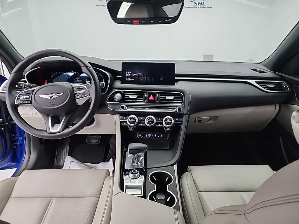 Genesis G70 - Vista 7