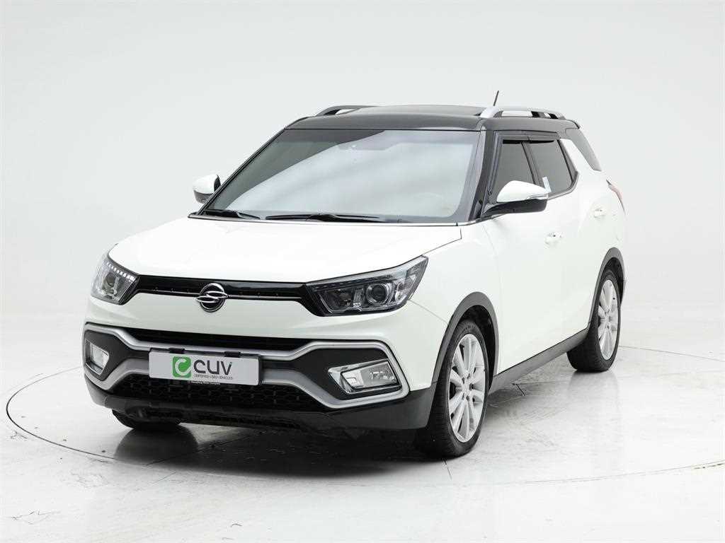 Ssangyong Tivoli 2016 Blanco - Importación desde Corea - HF Imports Iquique - Foto 1