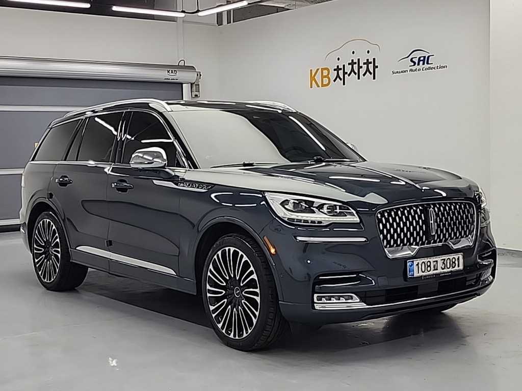 Lincoln Aviator - Vista 4