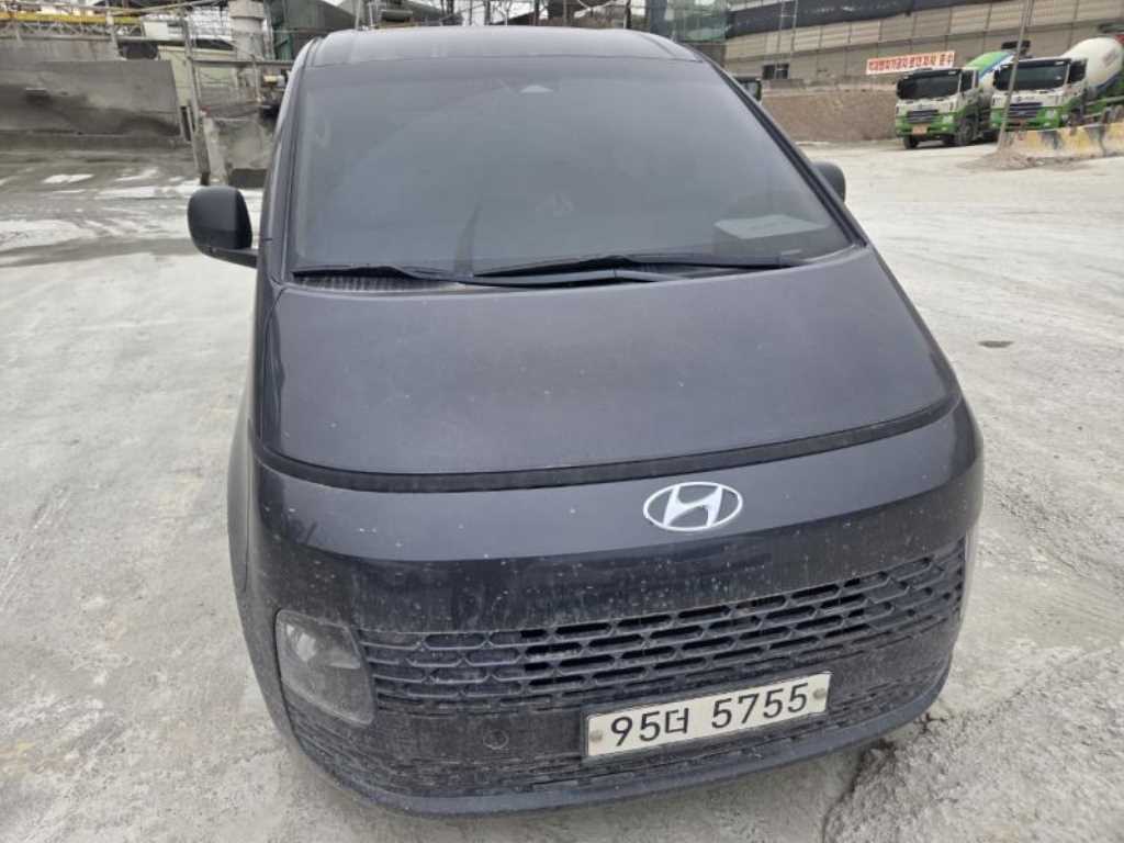 HYUNDAI Staria 2022 Gris - Importación desde Corea - HF Imports Iquique - Foto 1