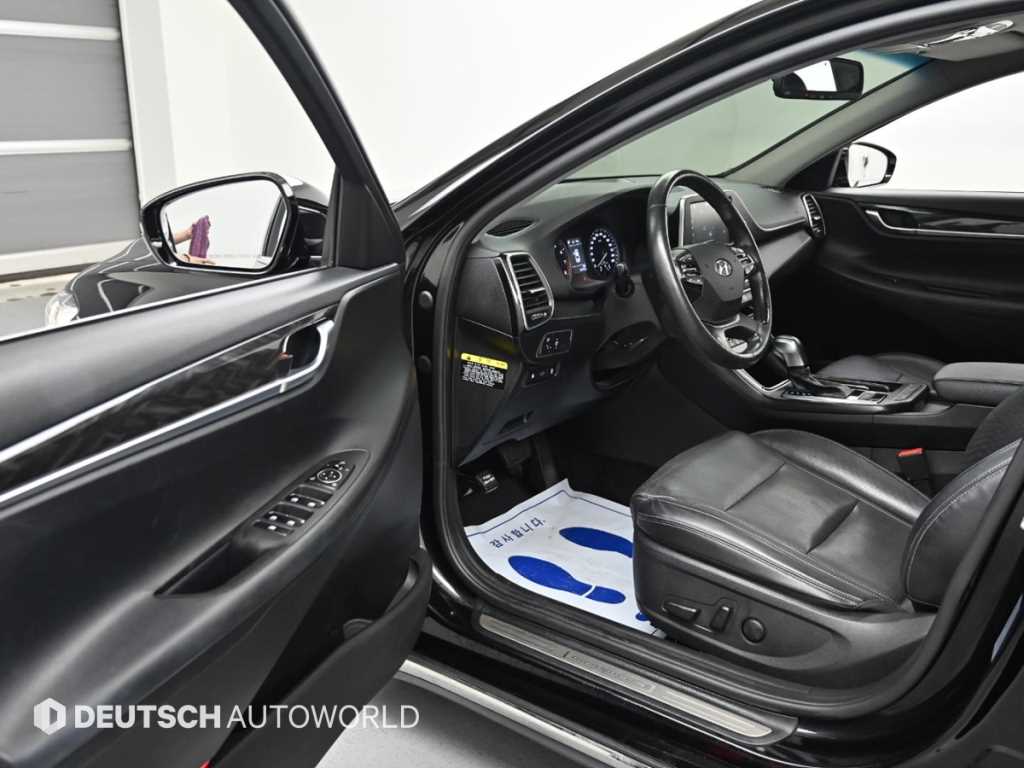 HYUNDAI Grandeur - Vista 11