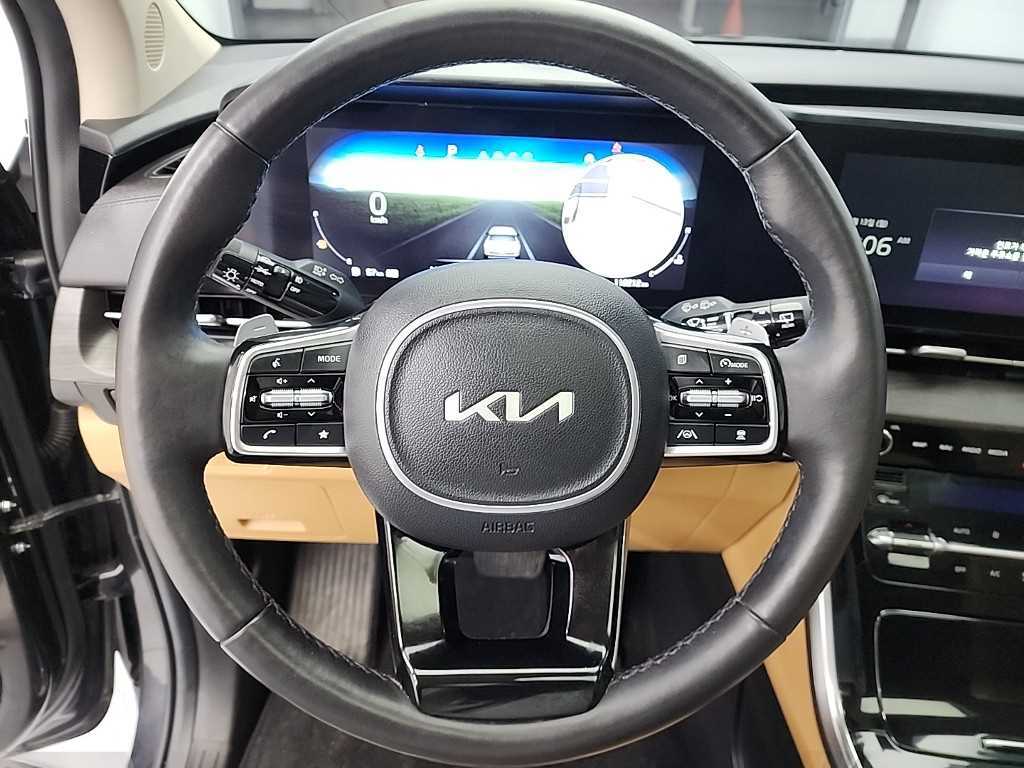 KIA Carnival - Vista 9