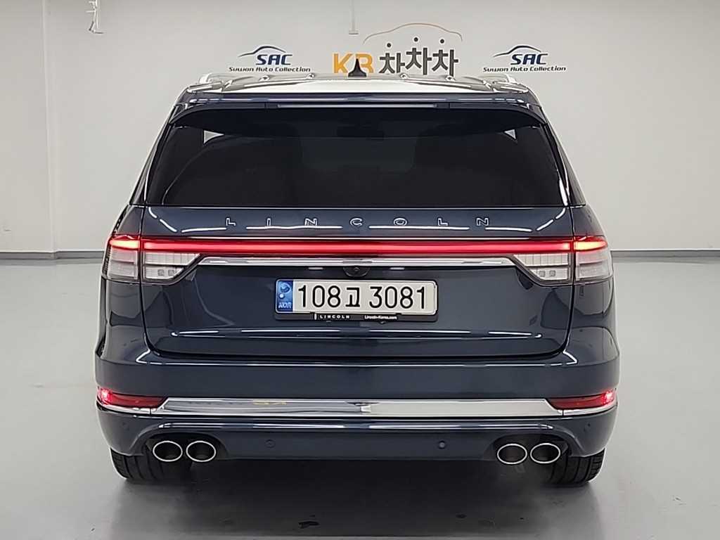 Lincoln Aviator - Vista 3