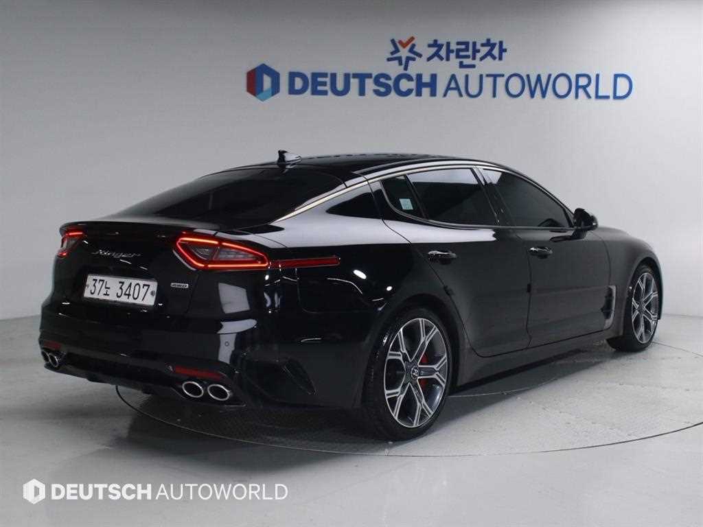 KIA Stinger - Vista 2
