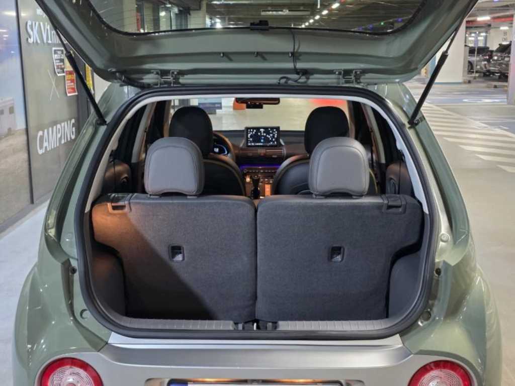 HYUNDAI Casper - Vista 6