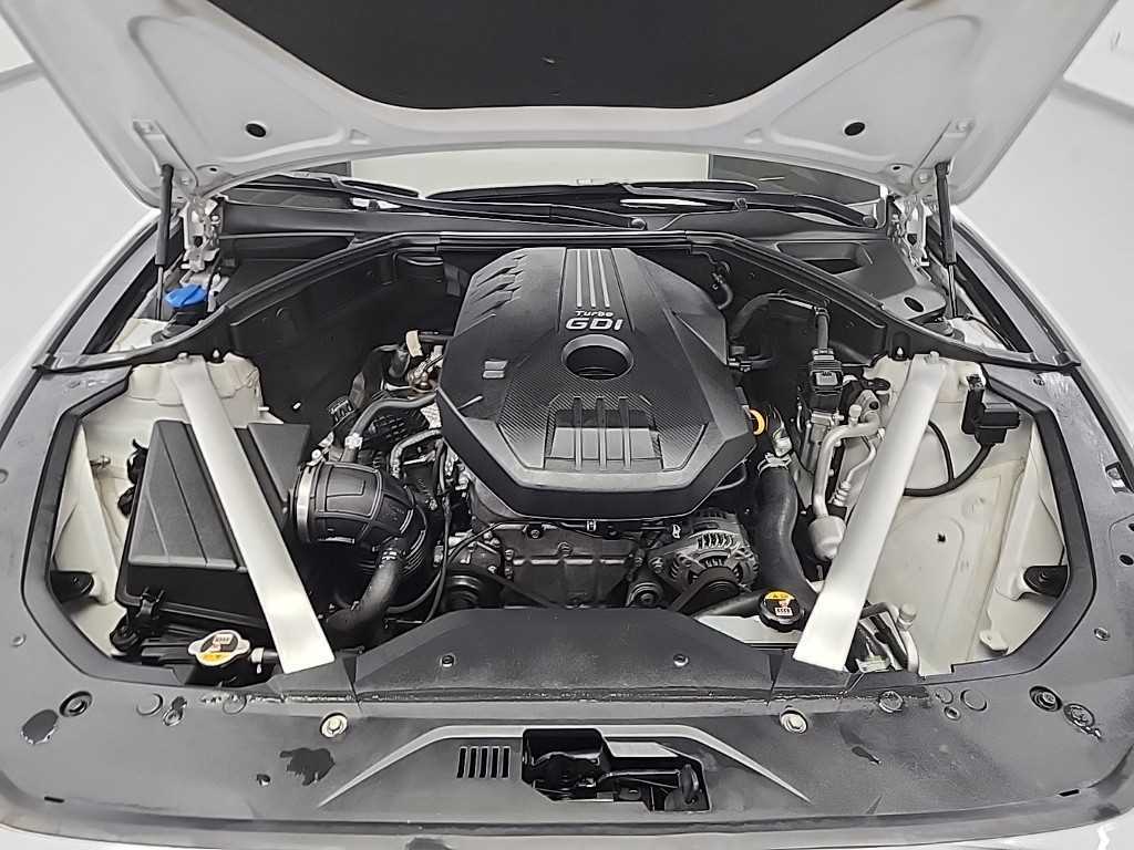 Genesis G70 - Vista 5