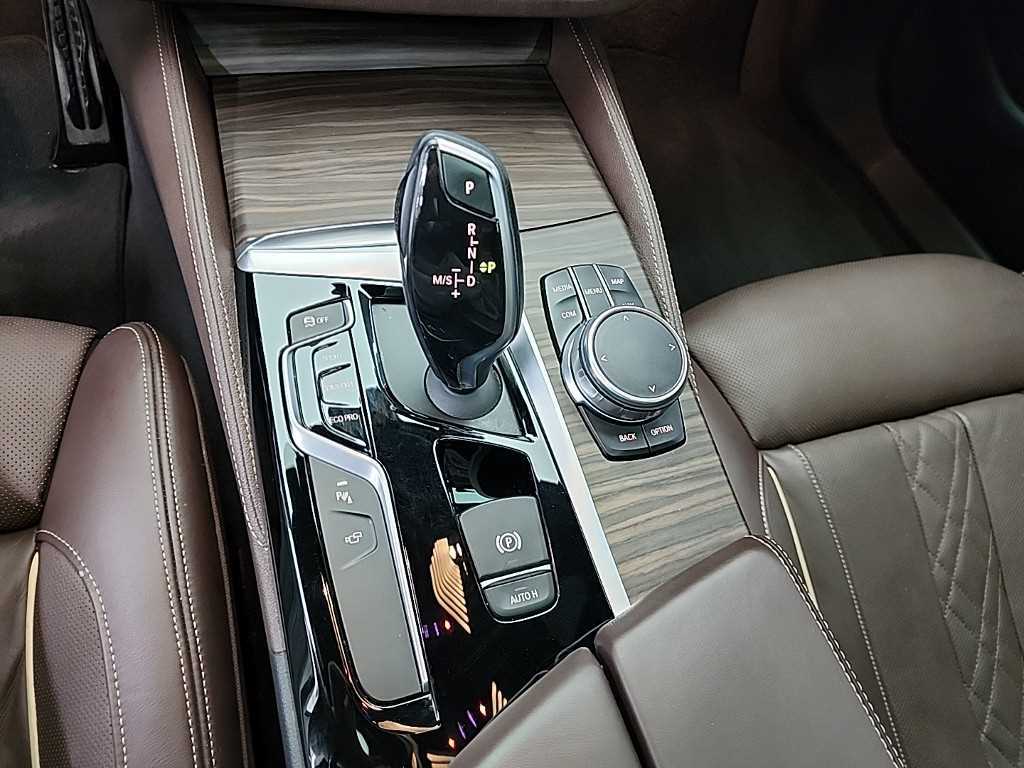 BMW 5 Series - Vista 8