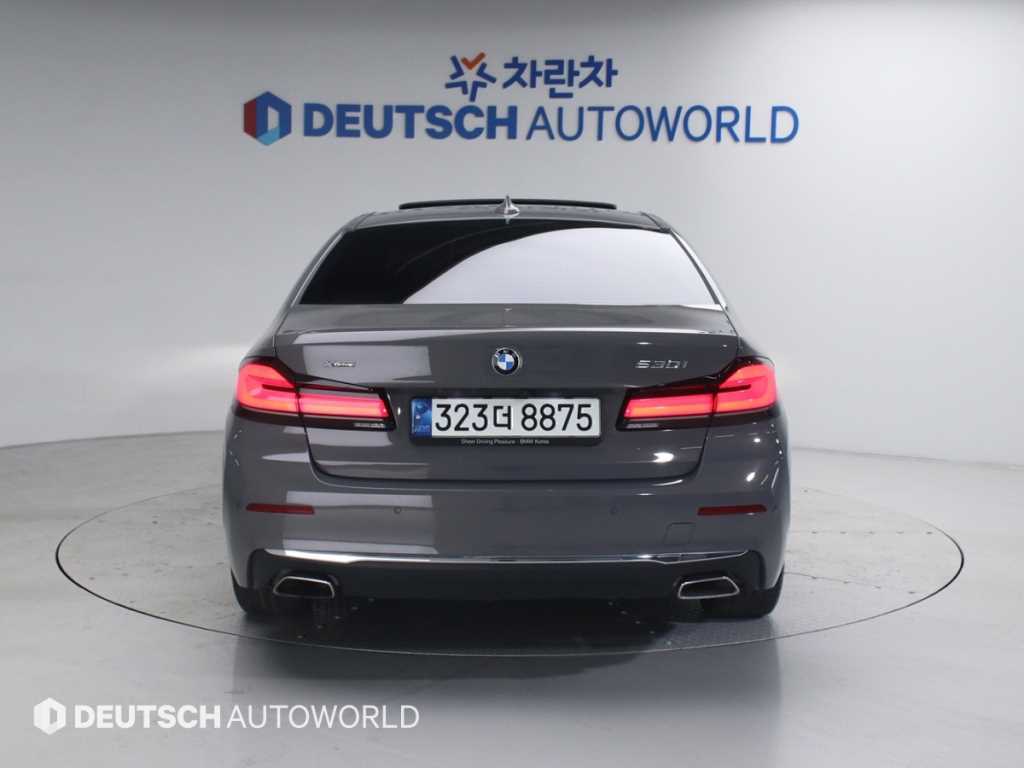 BMW 5 Series - Vista 4