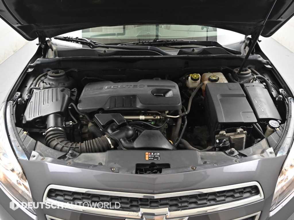 Chevrolet Malibu - Vista 7
