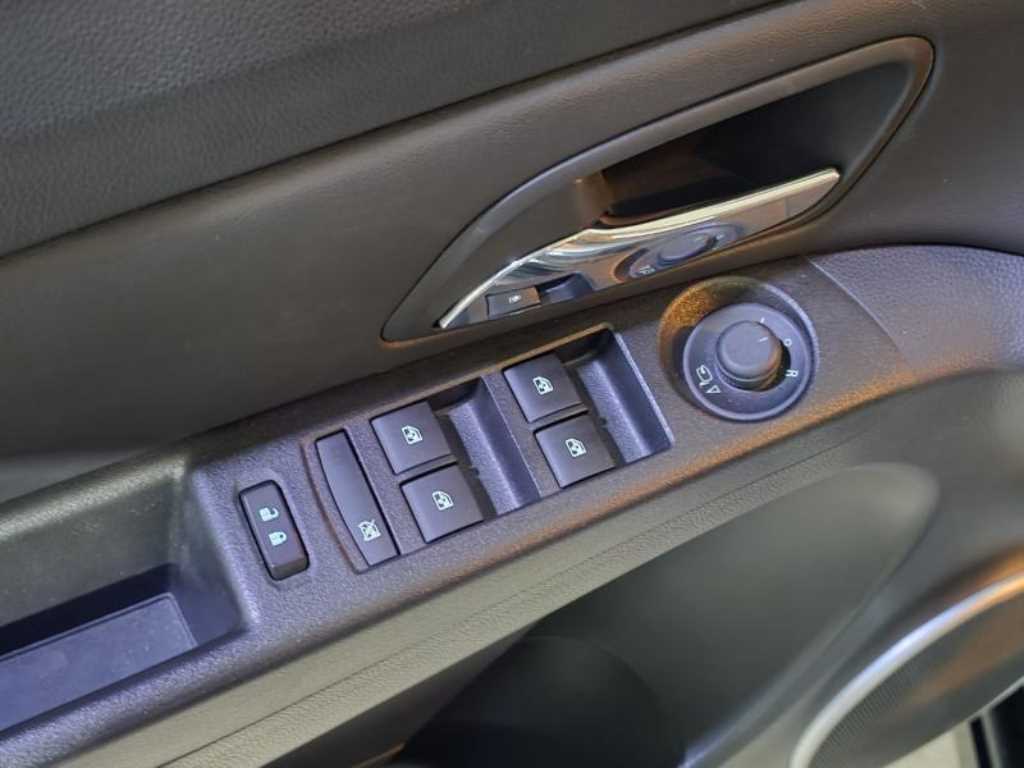 Chevrolet Cruise - Vista 12