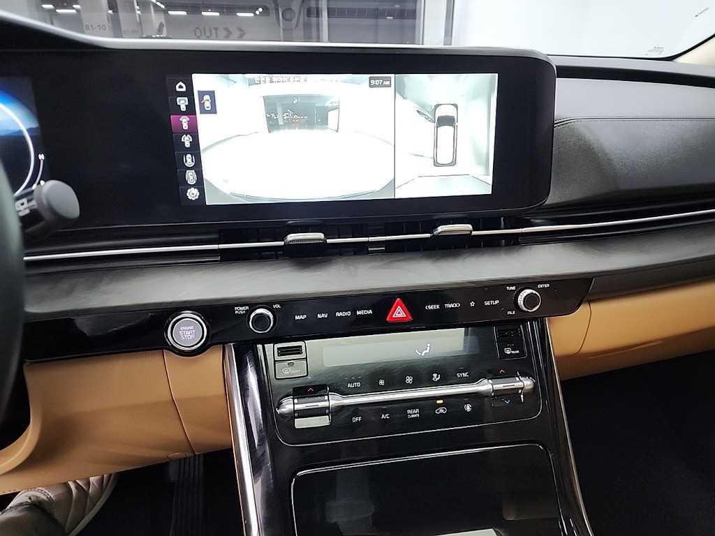 KIA Carnival - Vista 10