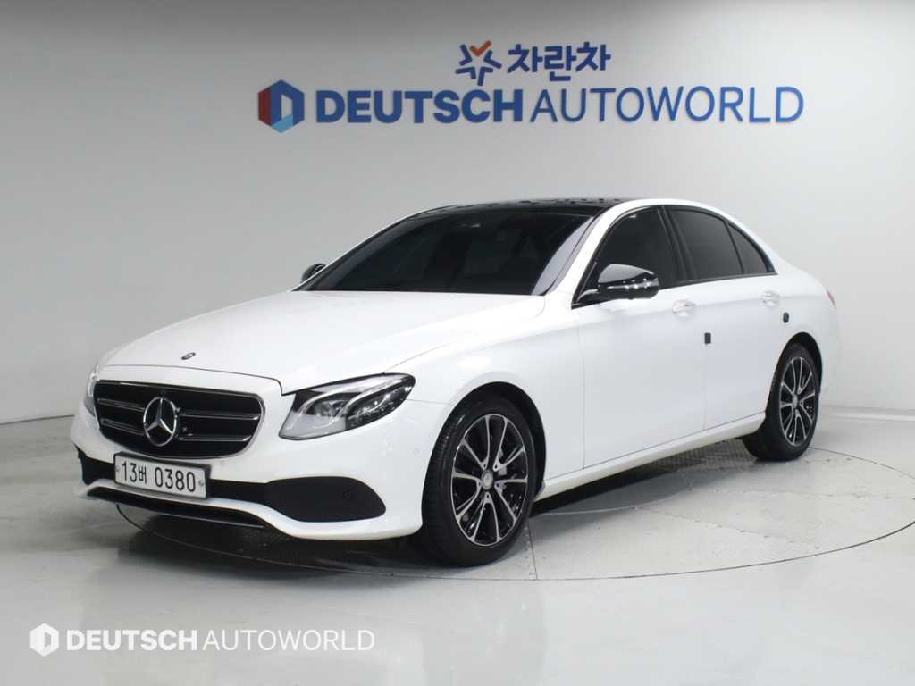 Mercedes Benz E class 2017 Blanco - Importación desde Corea - HF Imports Iquique - Foto 1