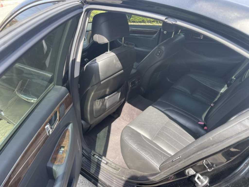 HYUNDAI Genesis 2008 Negro - Importación desde Corea - HF Imports Iquique - Foto 13