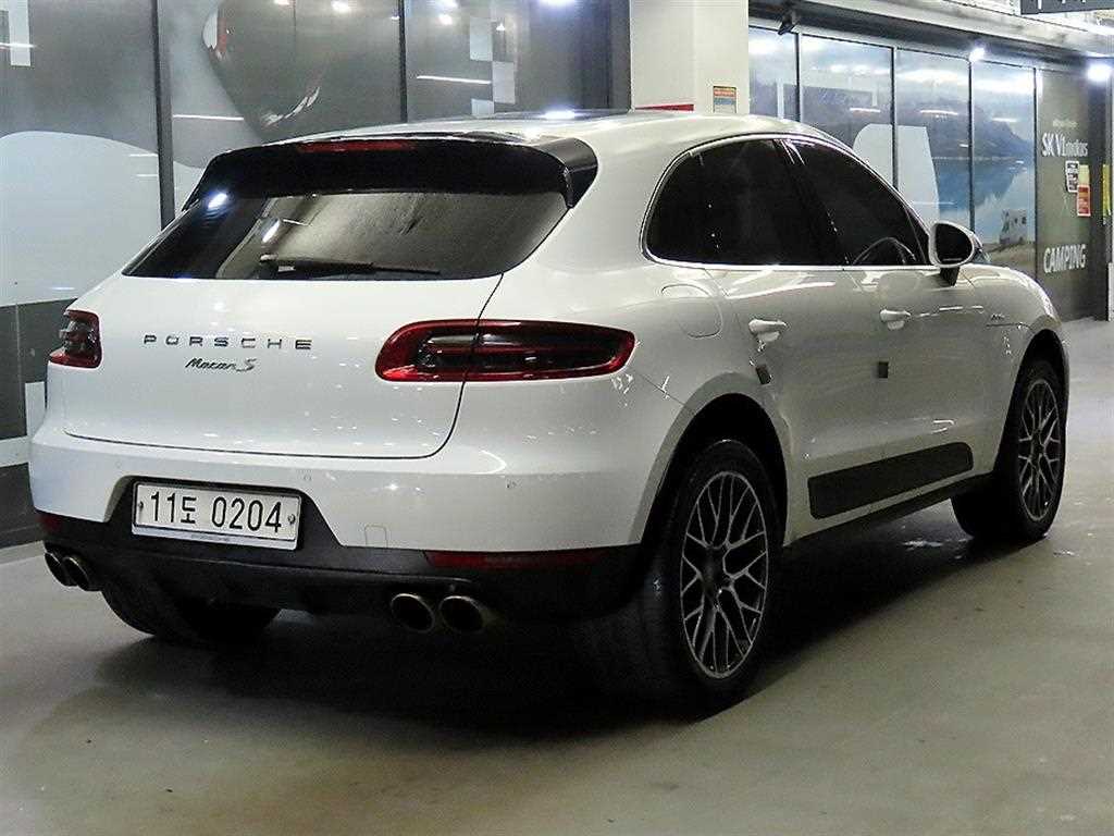 Porsche Macan - Vista 4