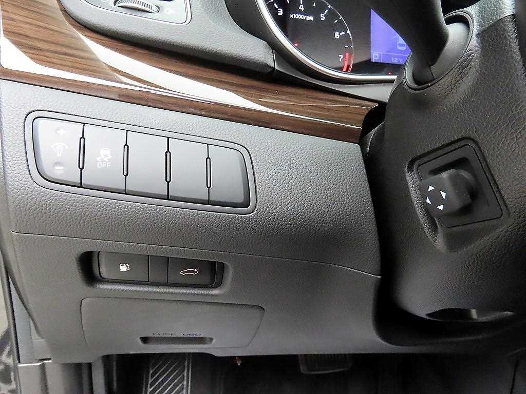 KIA K7 - Vista 12
