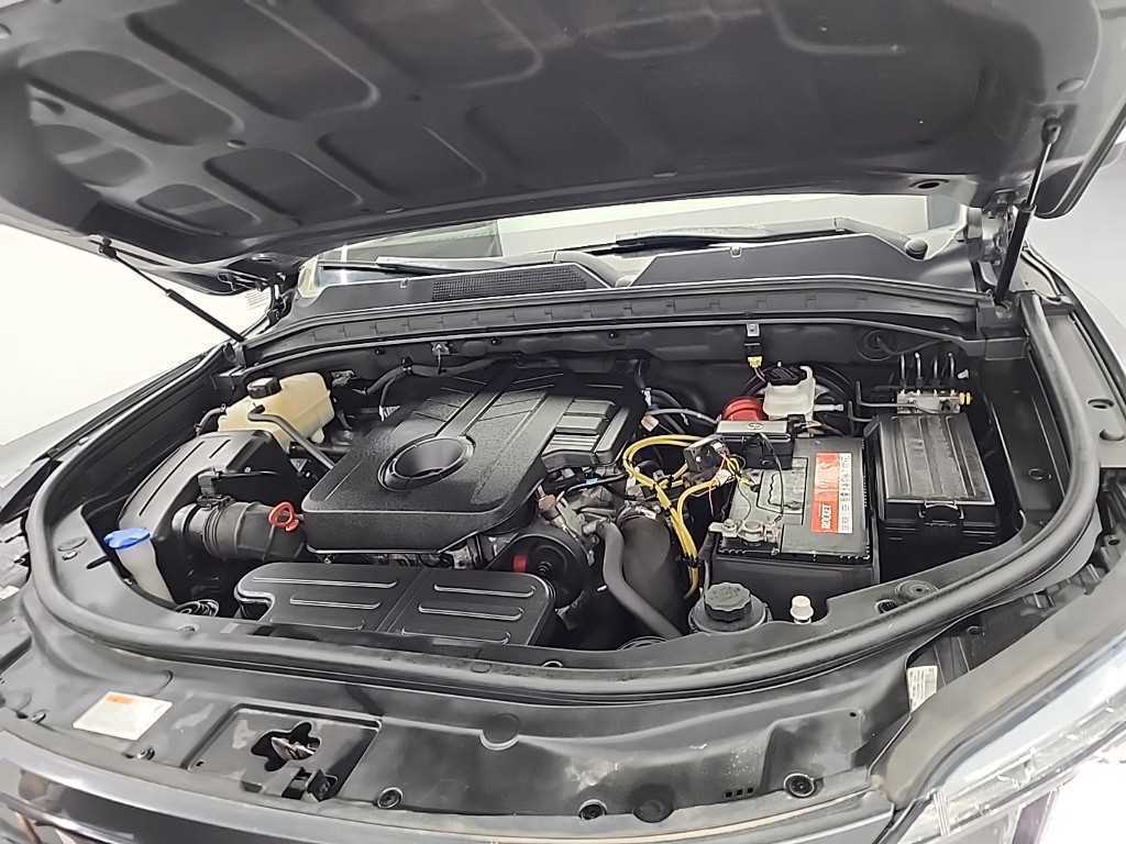 Ssangyong Rexton - Vista 6