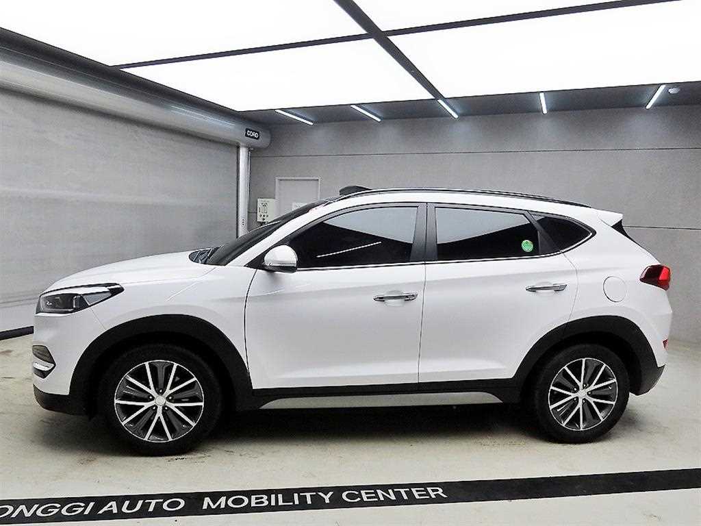 HYUNDAI Tucson - Vista 4